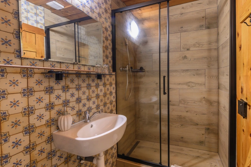 Starý Hostinec - Izba 15 kúpelňa