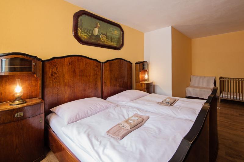 Izba 21, s prístelkou